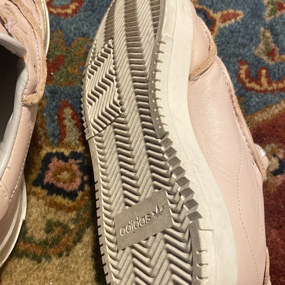 Adidas sc premiere size 9 *need strings replaced pink - Picture 7 of 8